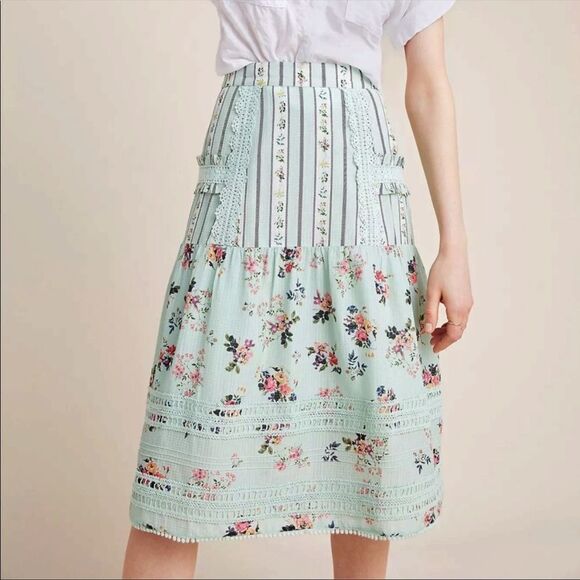 Anthropologie Hemant and Nandita Amour Floral Lace Skirt - Picture 2 of 11